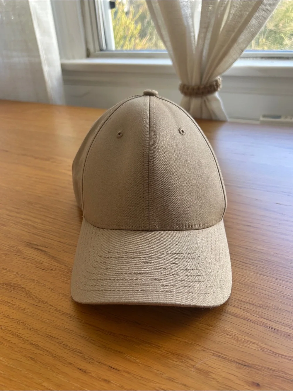 NWOT Flexfit Hat. Size L/XL.